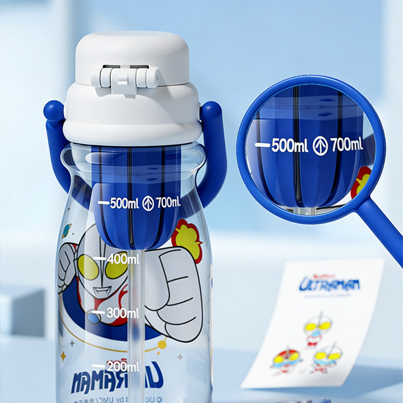 Butelka sportowa X&W Ultraman  – Xin Sports Equipment recenzja i cena